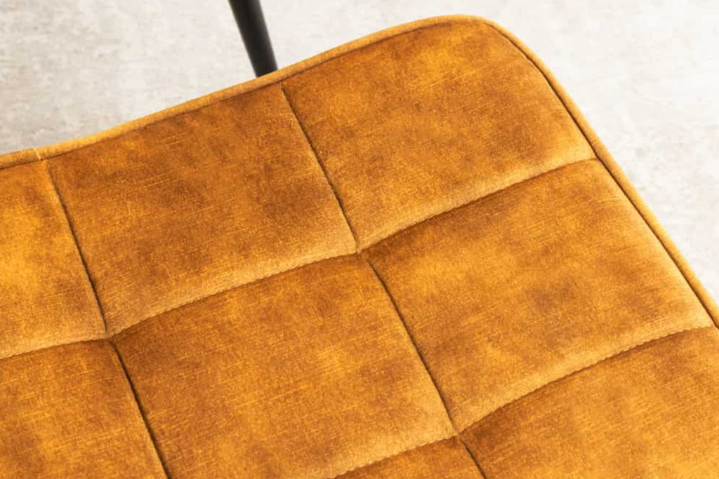 Moderner Hocker SCANDINAVIA Samt schwarze Metallbeine Fußhocker